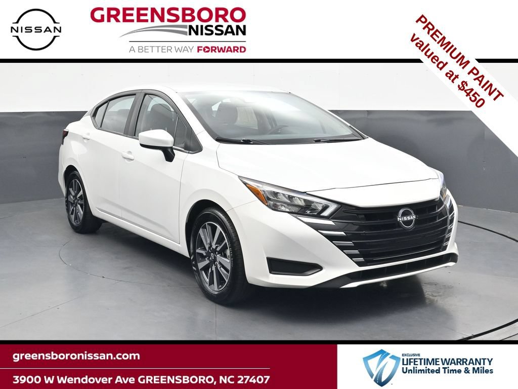 Used 2025 Nissan Versa SV FWD image 1