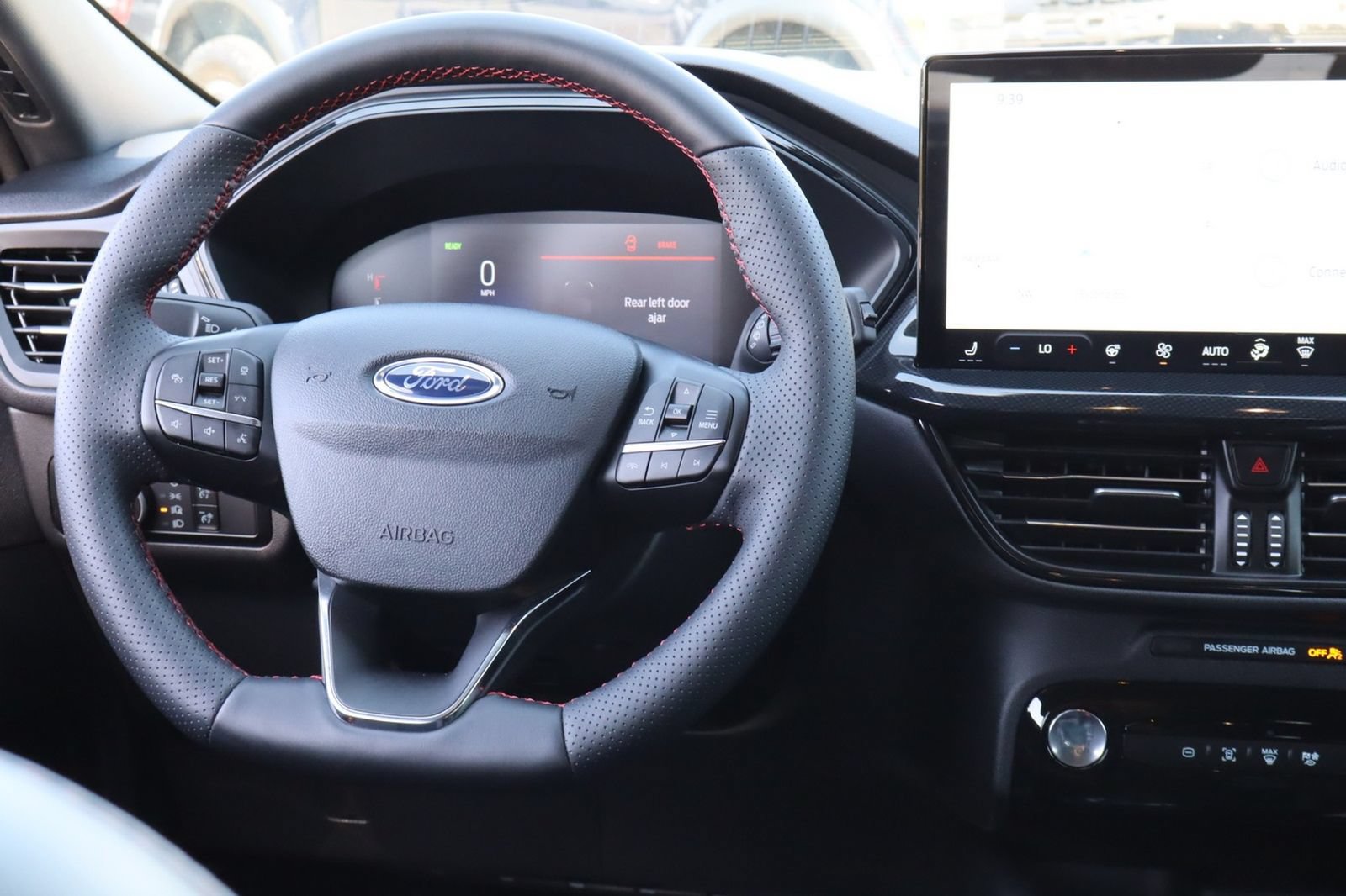 Used 2025 Ford Escape ST-Line w/ Equipment Group 301A FWD image 28