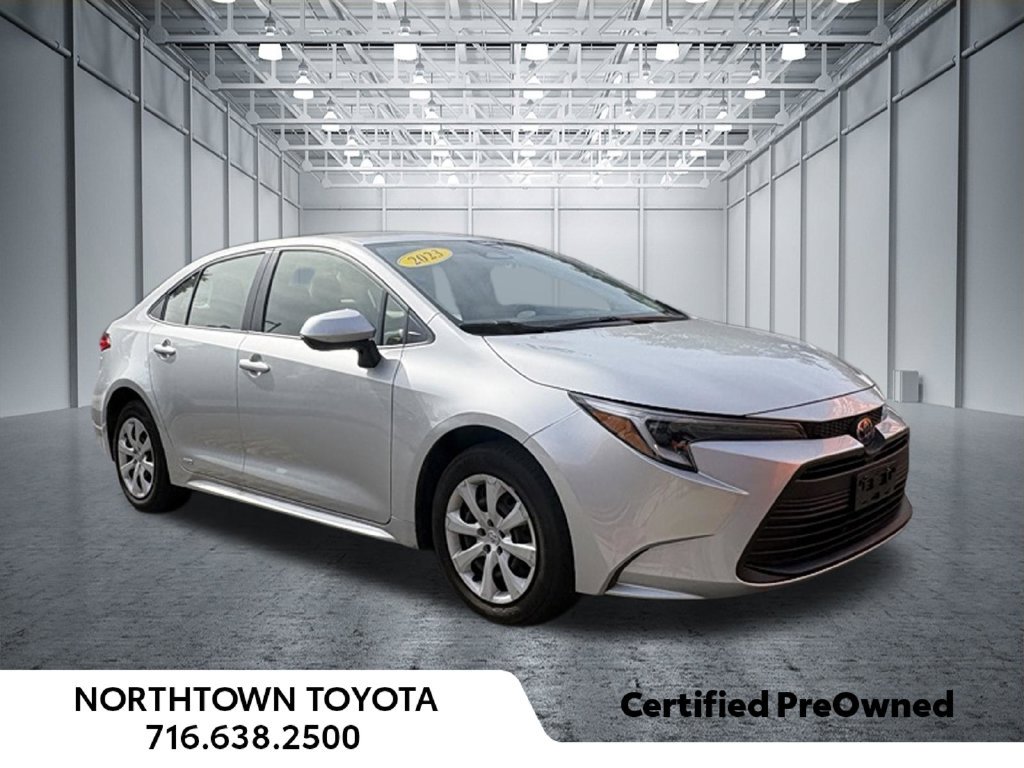 Used 2023 Toyota Corolla LE w/ Carpet Mat Package (TMS) AWD/4WD image 3