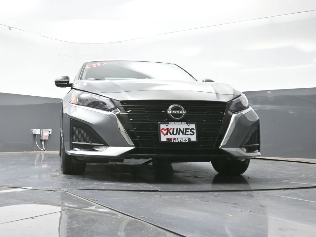 Used 2024 Nissan Altima 2.5 SV image 50
