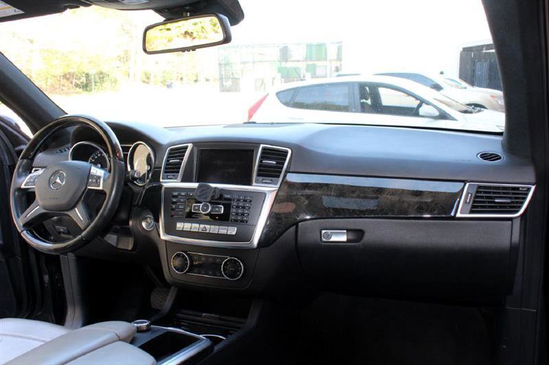Used 2013 Mercedes-Benz ML 350 BlueTEC 4MATIC image 13
