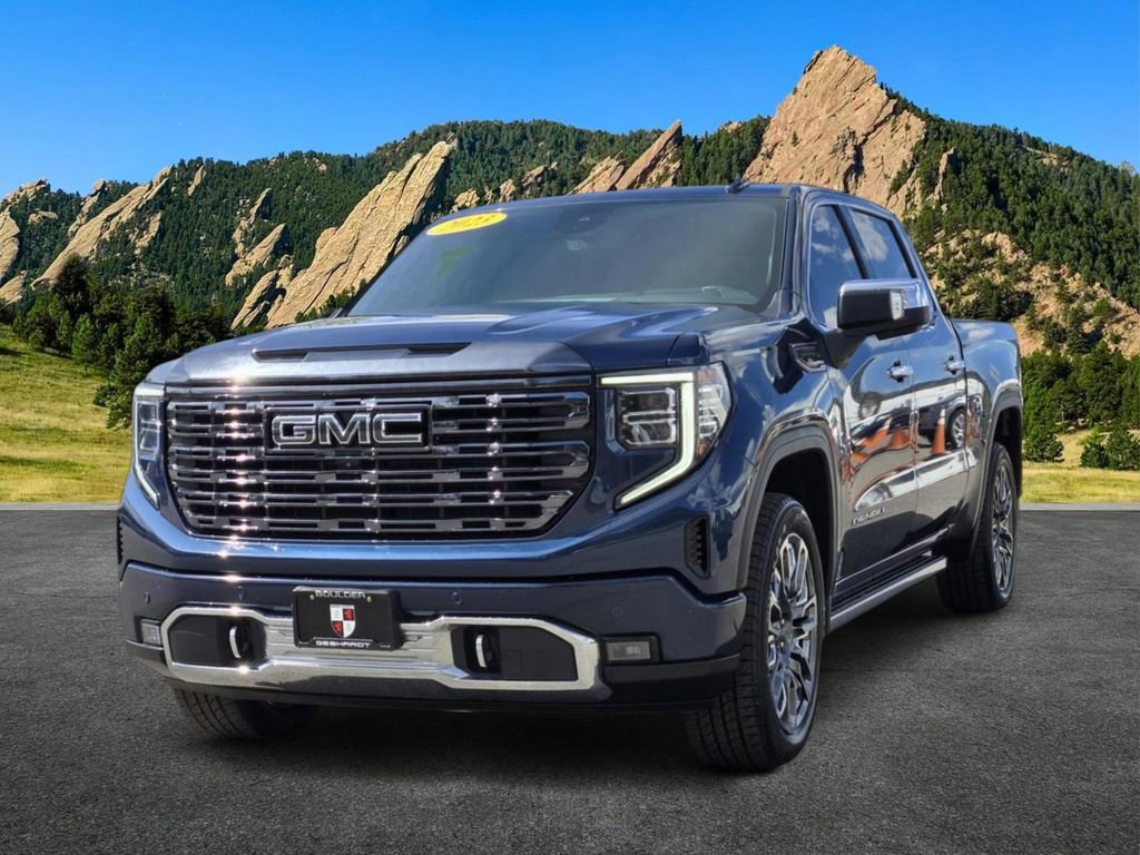 Used 2023 GMC Sierra 1500 Denali Ultimate AWD/4WD image 3