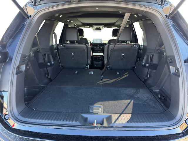 Used 2025 Honda Pilot TrailSport image 19