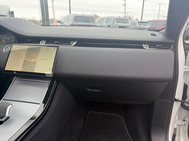 Used 2024 Land Rover Range Rover Evoque S image 47