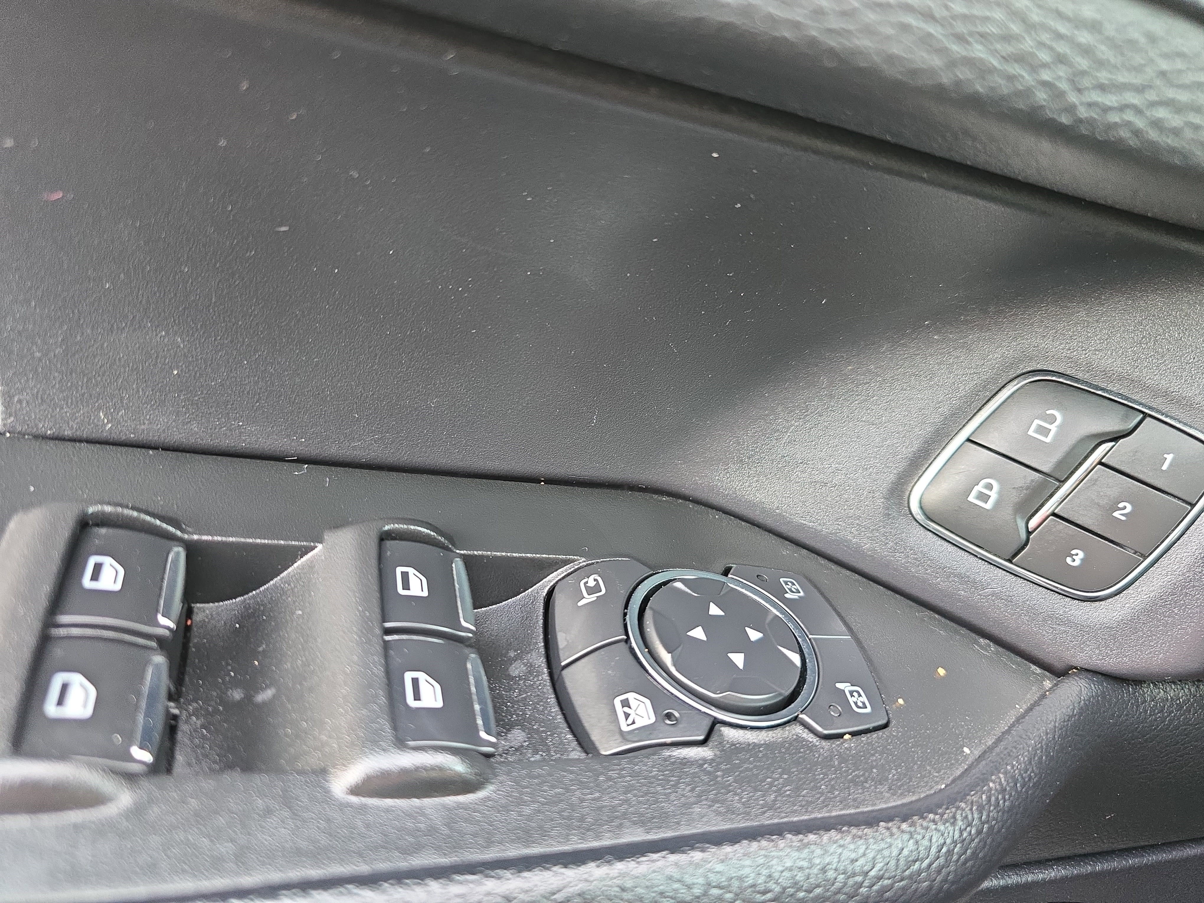 Used 2019 Ford Expedition Limited w/ Equipment Group 301A image 29