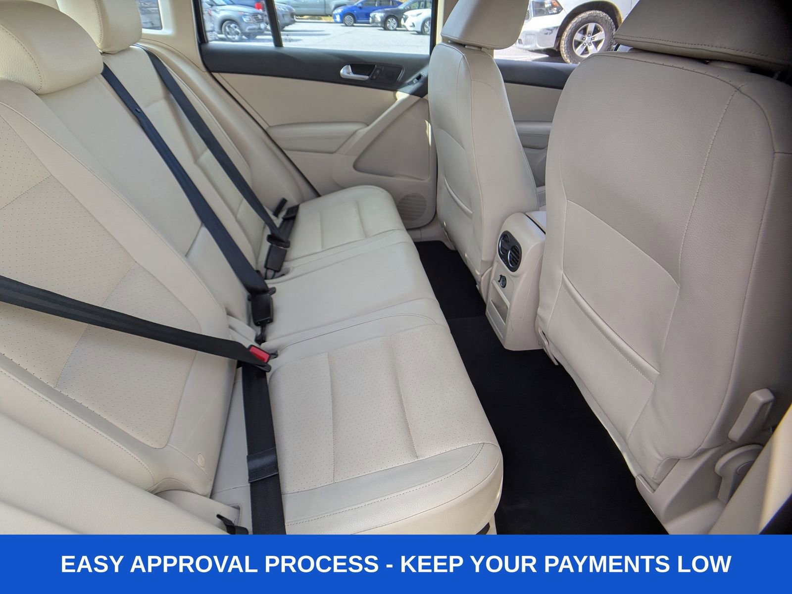 Used 2016 Volkswagen Tiguan S image 12