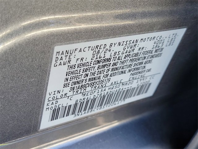 Used 2025 Nissan Sentra SV w/ SV Premium Package image 29