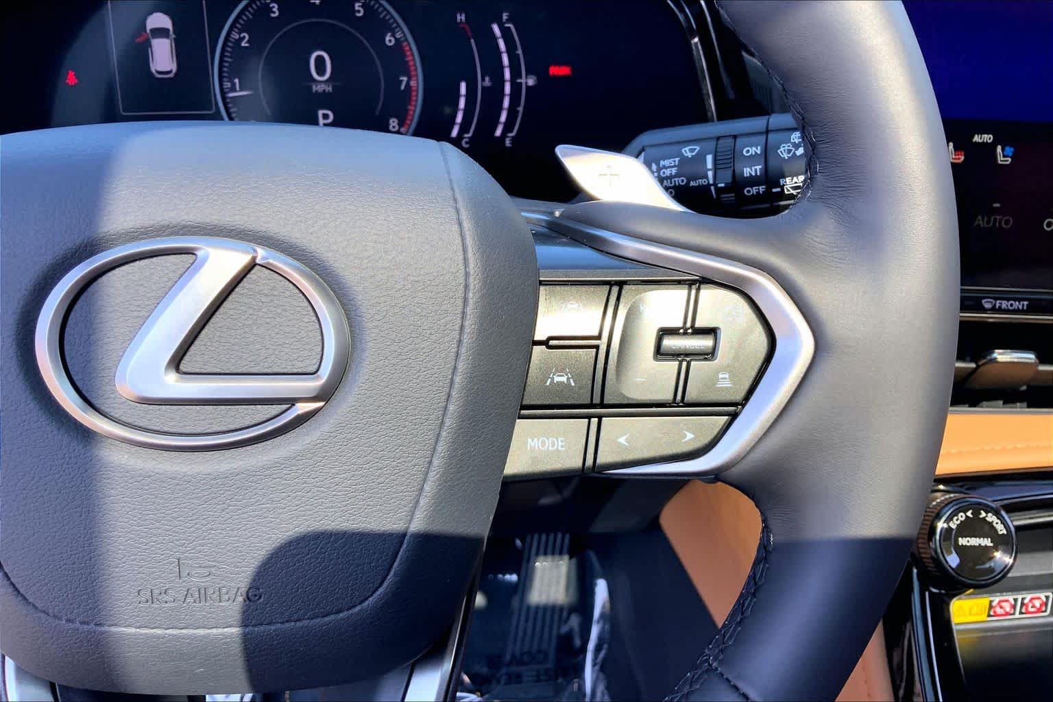 Certified 2026 Lexus NX 350 AWD w/ Accessory Package (2T) image 25