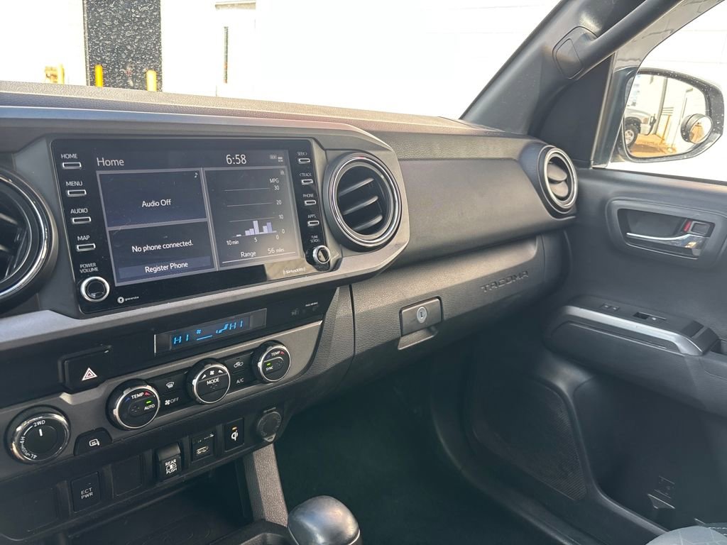 Used 2022 Toyota Tacoma TRD Off-Road image 16