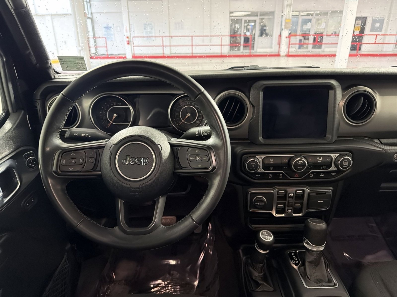 Used 2021 Jeep Gladiator Willys image 16