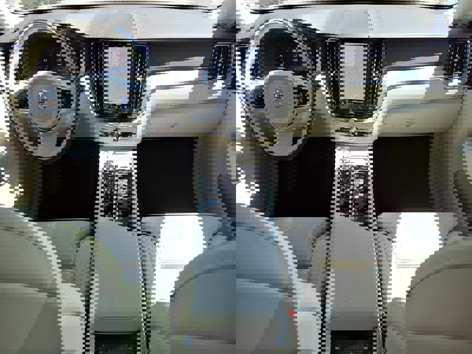 Used 2024 Volvo XC60 B5 Ultimate w/ Protection Package Premier image 12