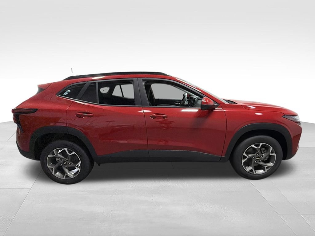 New 2026 Chevrolet Trax LT FWD image 10