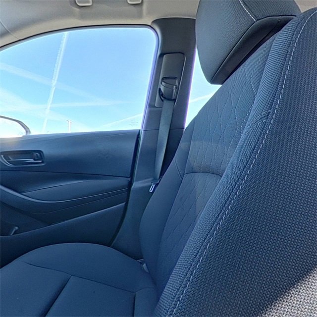 Used 2023 Toyota Corolla LE image 24