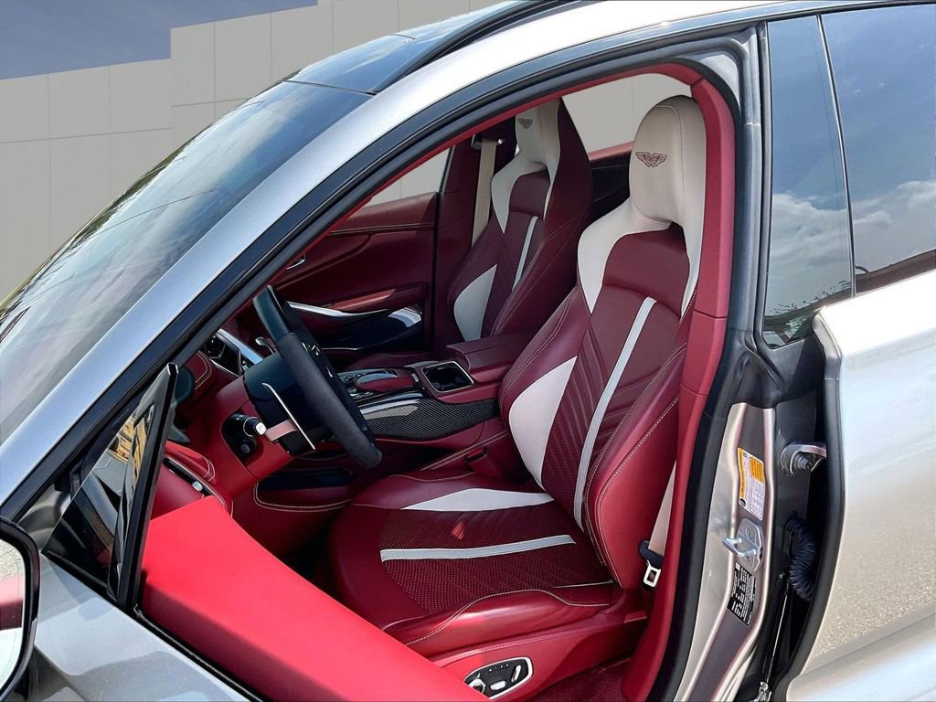 Used 2023 Aston Martin DBX 707 image 5