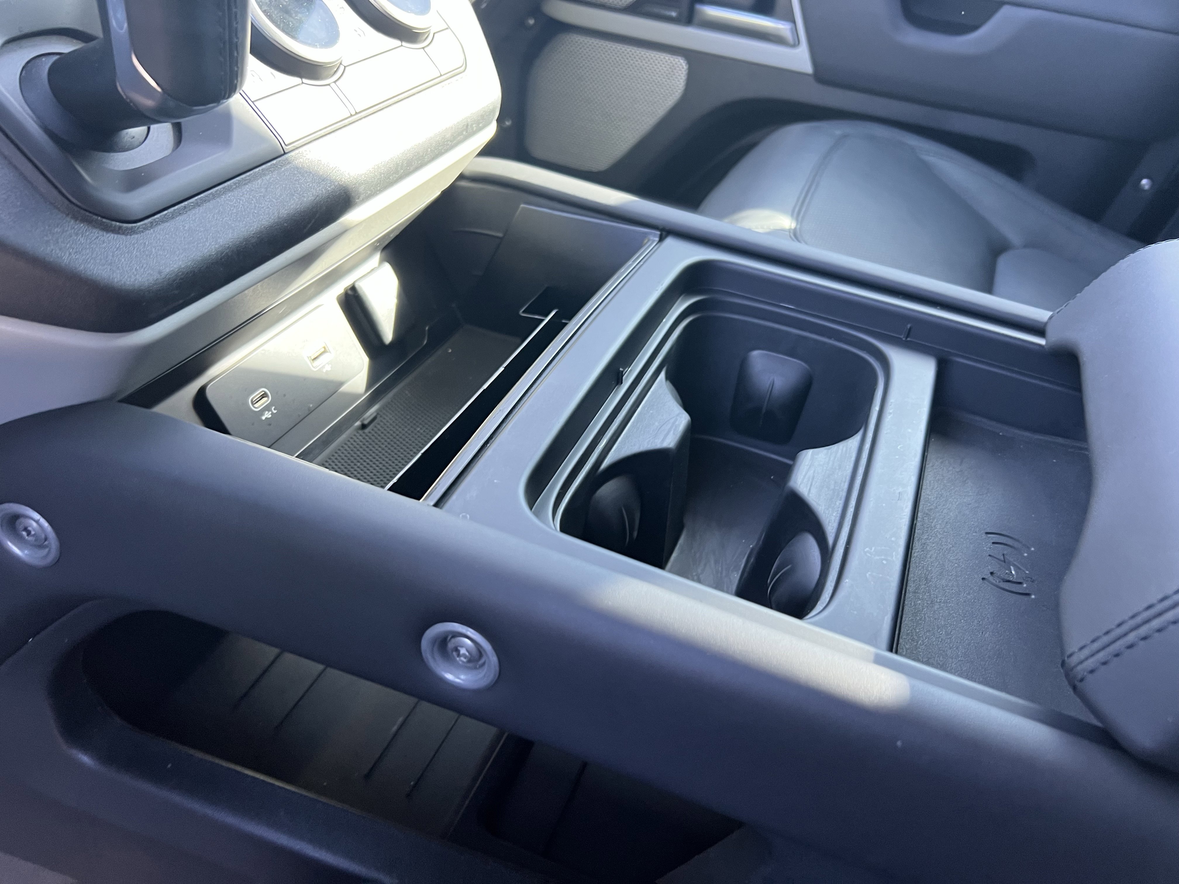 Certified 2024 Land Rover Defender 130 S image 24