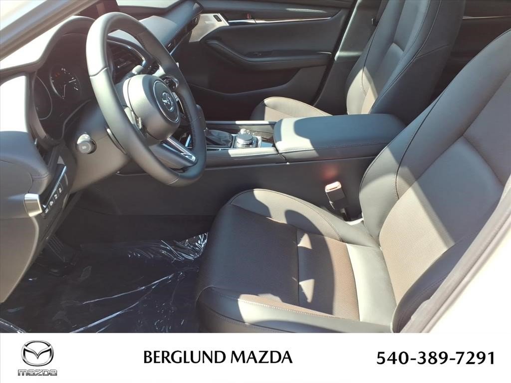 New 2026 MAZDA MAZDA3 Hatchback w/Premium Plus Pkg AWD/4WD image 6