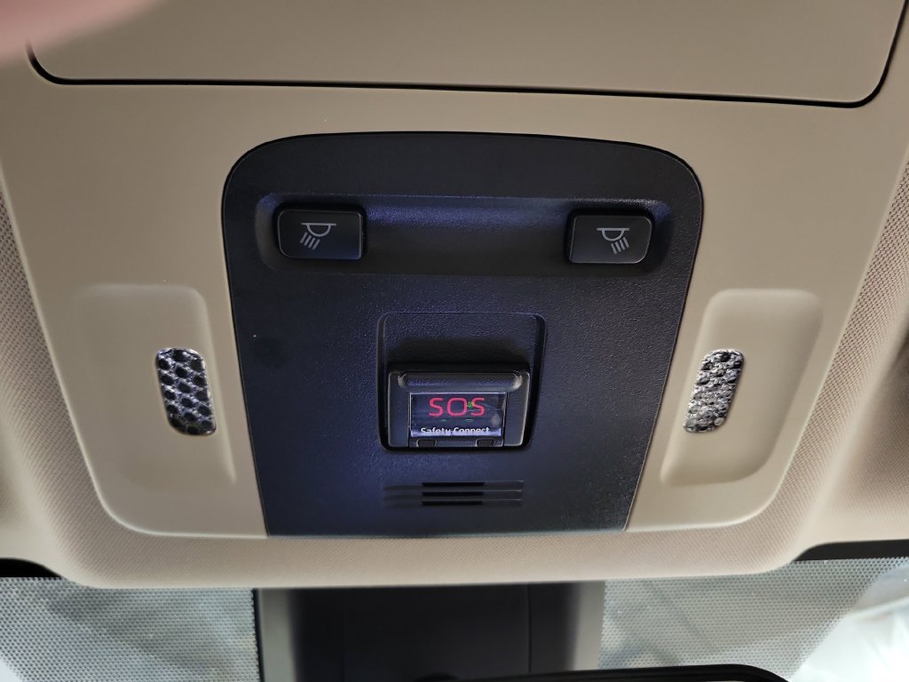 Used 2019 Toyota Camry LE FWD image 19
