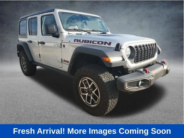 Used 2024 Jeep Wrangler Unlimited Rubicon w/ Convenience Group AWD/4WD image 1