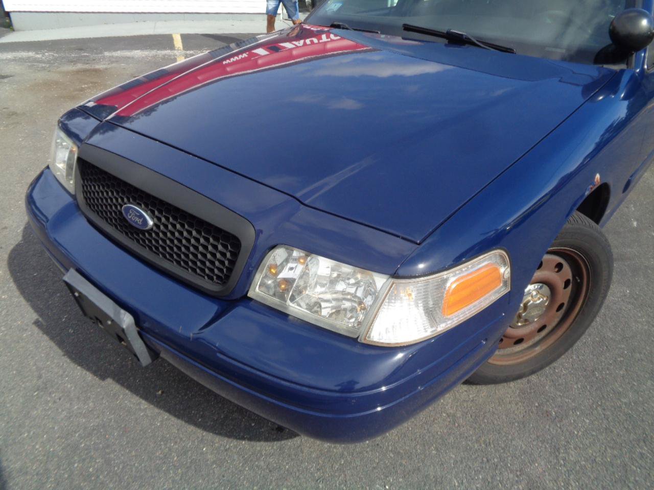 Used 2010 Ford Crown Victoria Police Interceptor RWD image 18