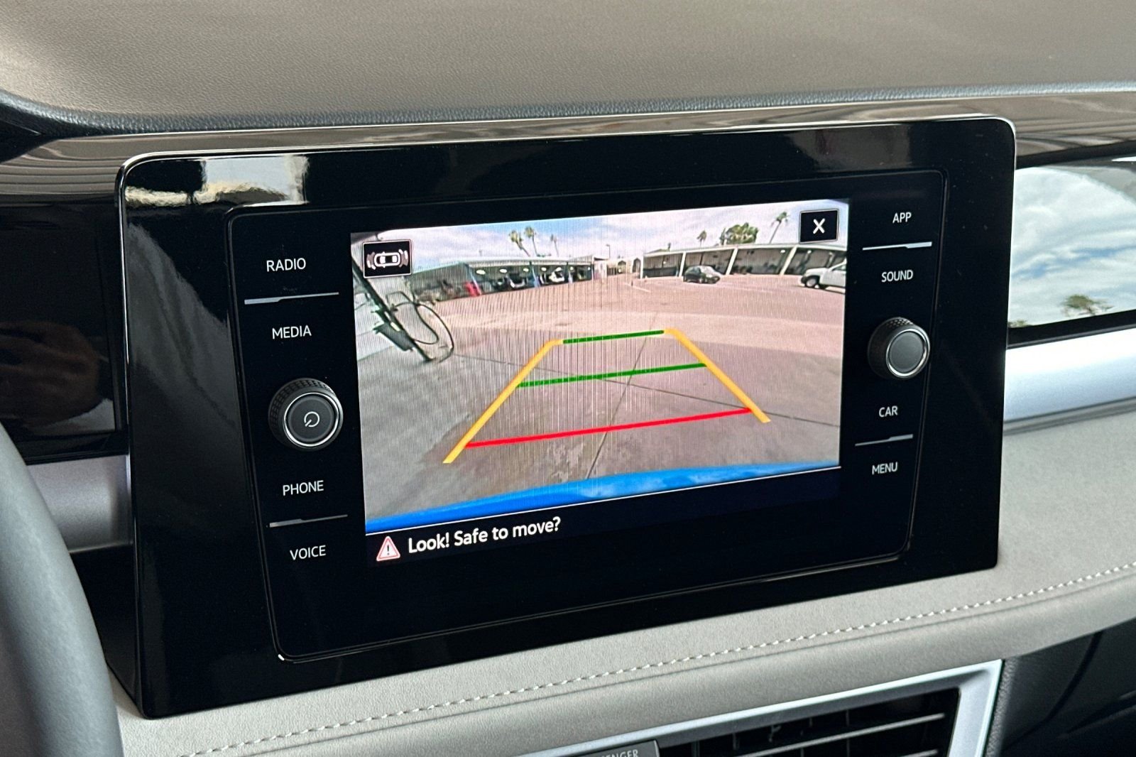 New 2026 Volkswagen Taos SE AWD/4WD image 19