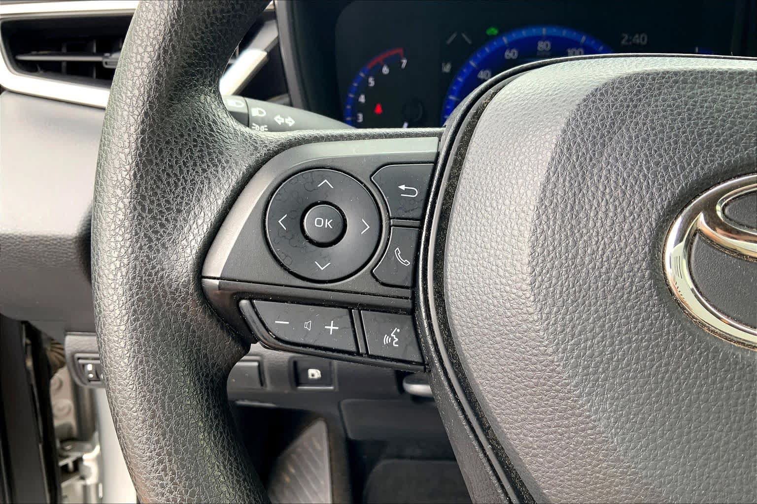 Used 2022 Toyota Corolla LE FWD image 24