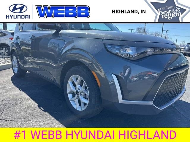 Used 2024 Kia Soul LX w/ Option Group 015 FWD image 15