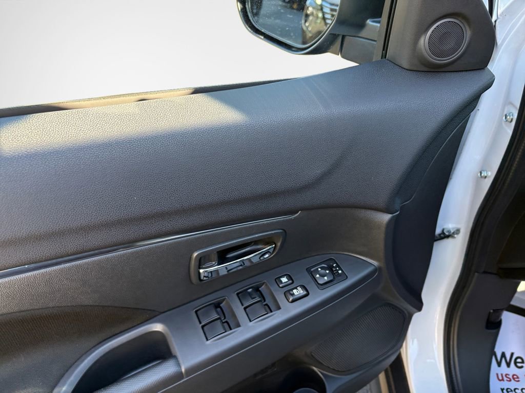 Used 2024 Mitsubishi Outlander Sport AWD image 14