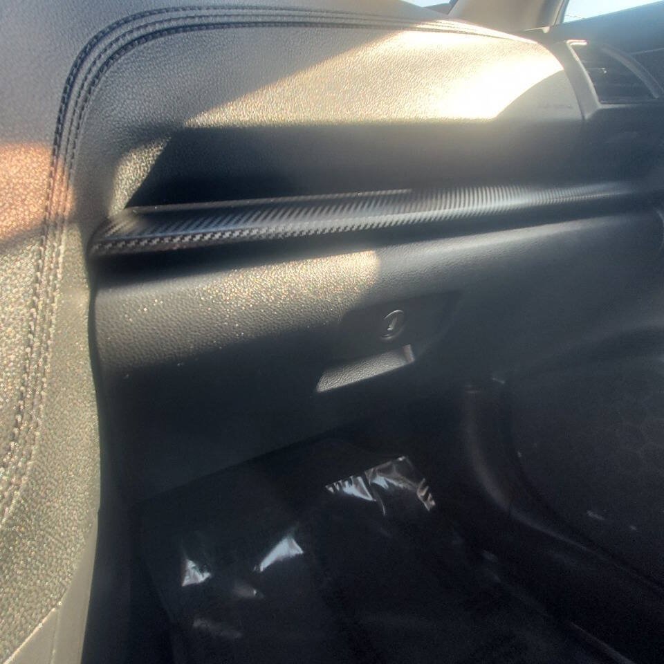 Used 2019 Subaru Crosstrek 2.0i Premium w/ Moonroof Package AWD/4WD image 24