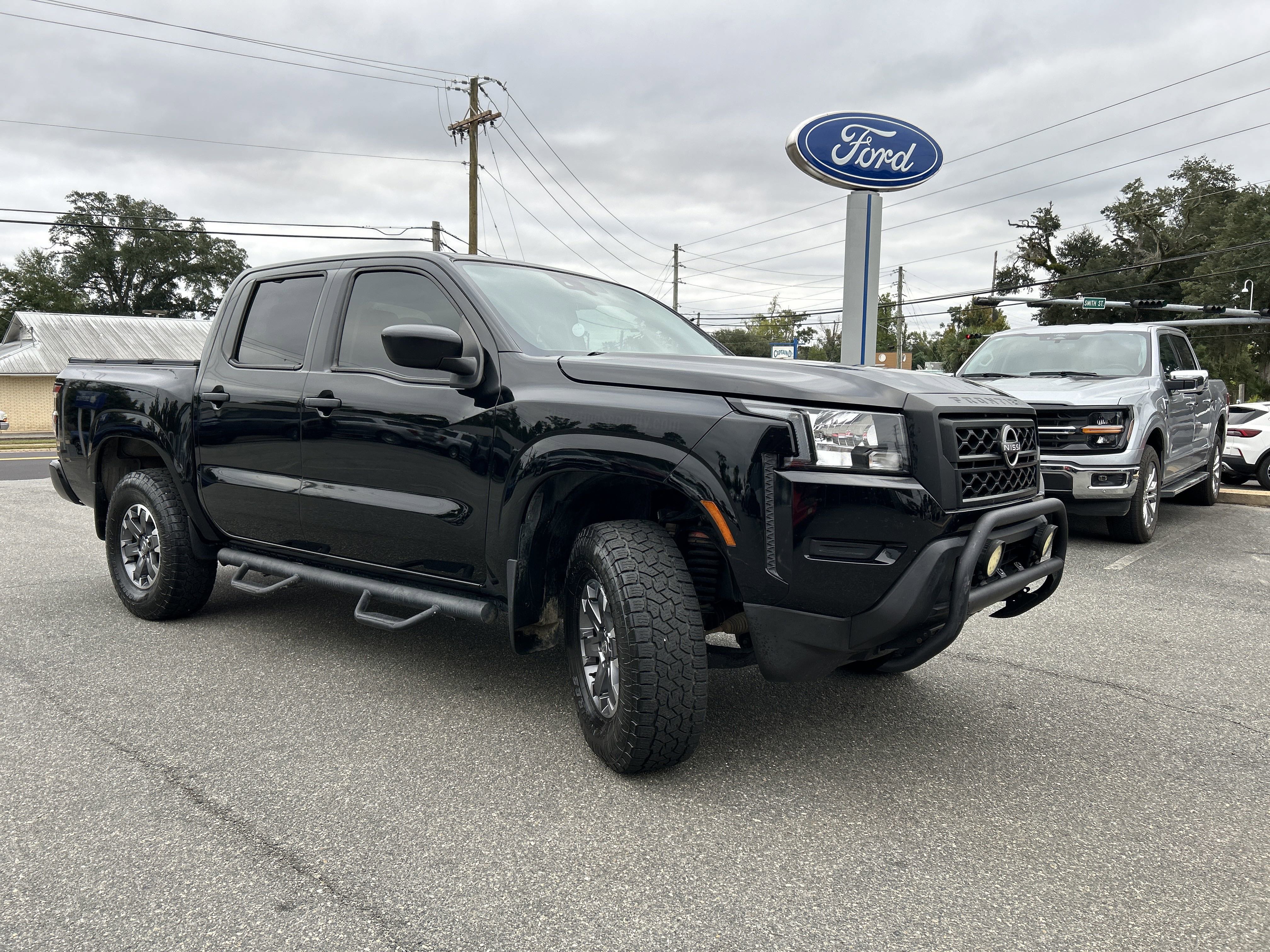 Used 2022 Nissan Frontier S w/ Technology Package