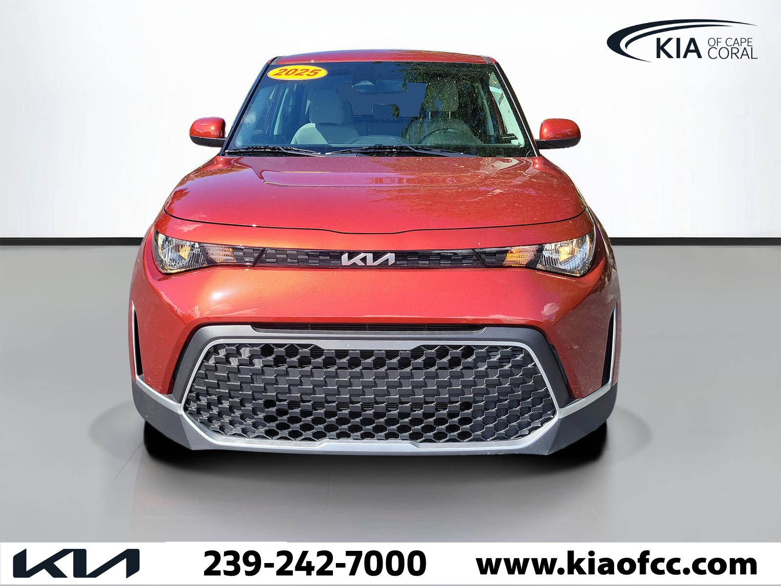 Certified 2025 Kia Soul LX w/ LX Technology Package image 2