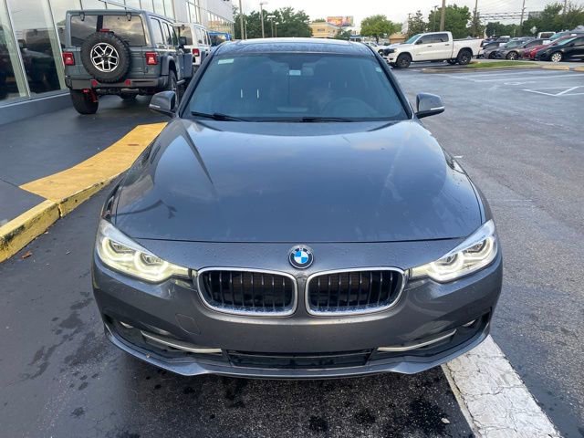 Used 2018 BMW 330i Sedan image 3
