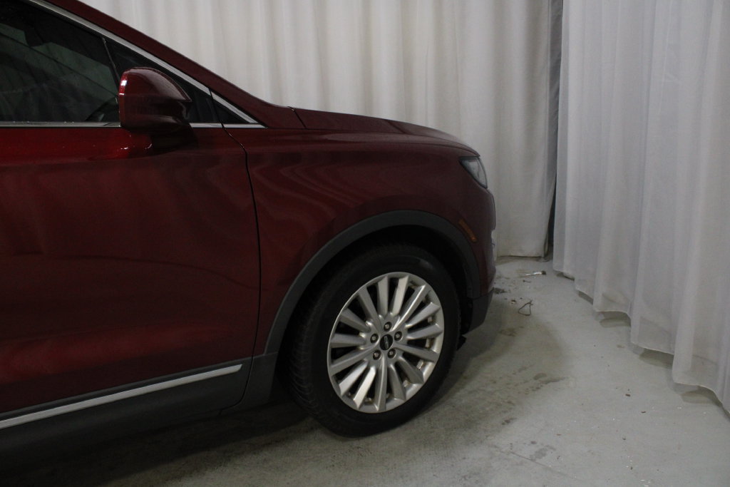 Used 2019 Lincoln MKC Premiere FWD image 28