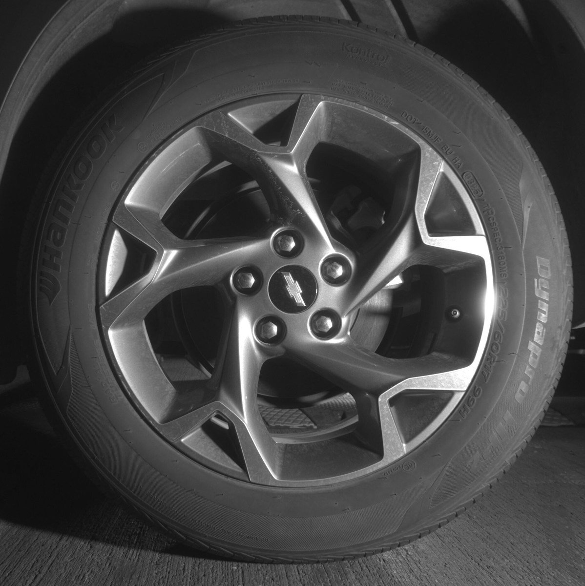 Used 2025 Chevrolet Trax LT FWD image 11