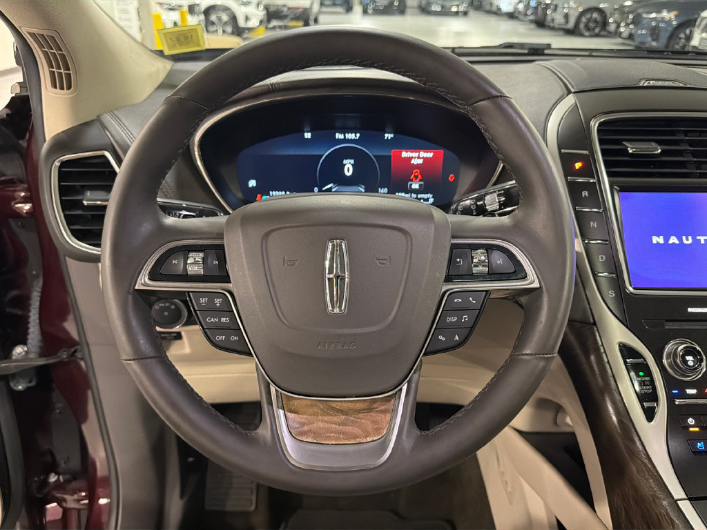 Used 2019 Lincoln Nautilus Reserve AWD/4WD image 12