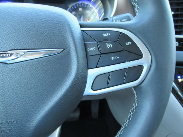 Certified 2023 Chrysler Voyager LX FWD image 25