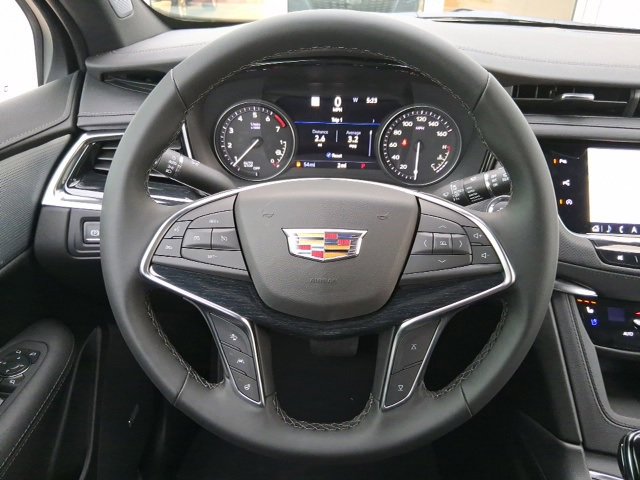 New 2026 Cadillac XT5 Premium Luxury image 10
