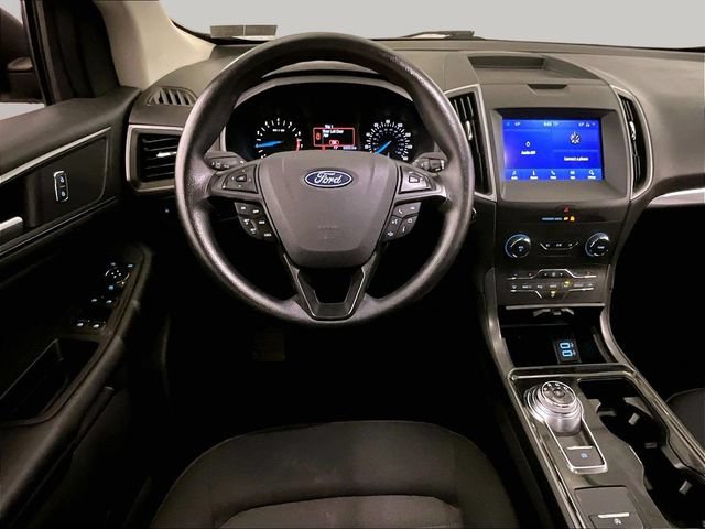 Used 2020 Ford Edge SE FWD image 5