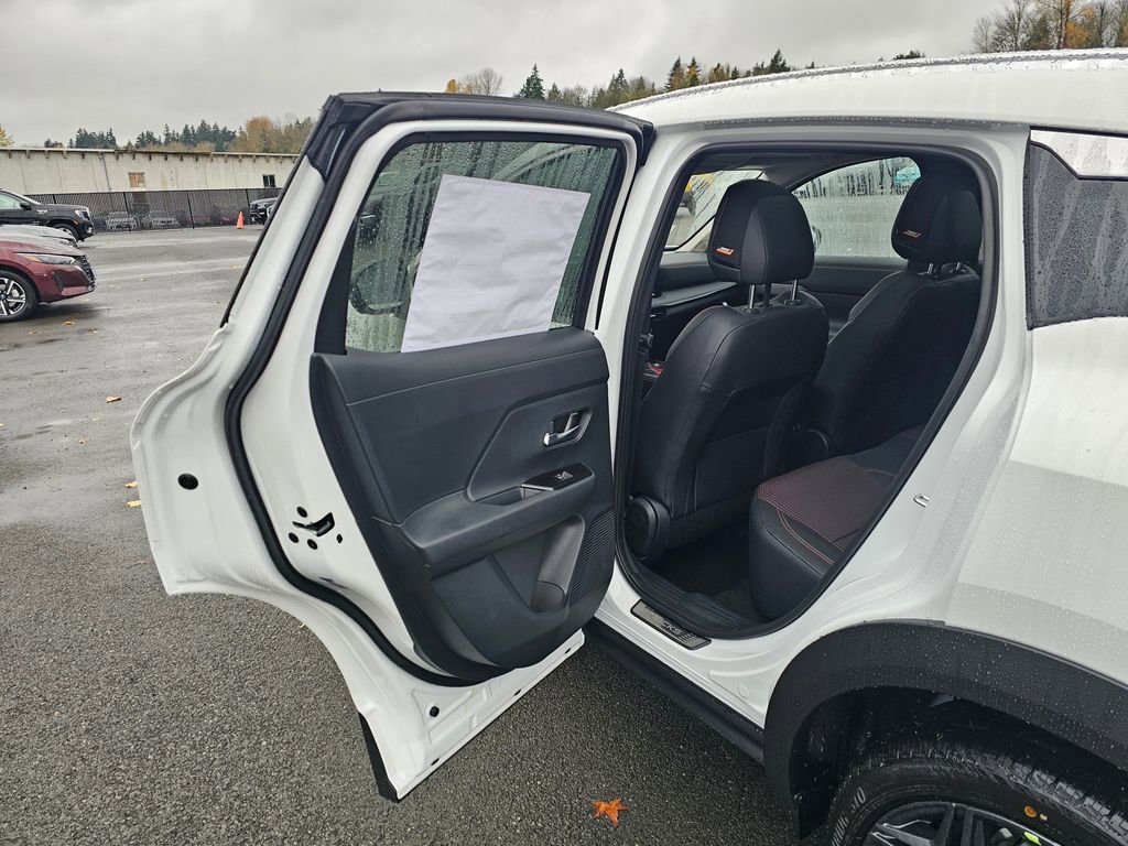 New 2026 Nissan Kicks SR w/ SR Premium Package image 21
