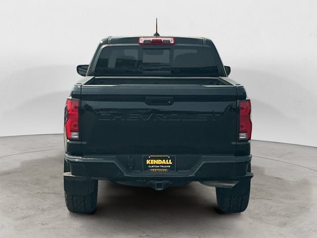 Used 2025 Chevrolet Colorado Z71 w/ Technology Package AWD/4WD image 7