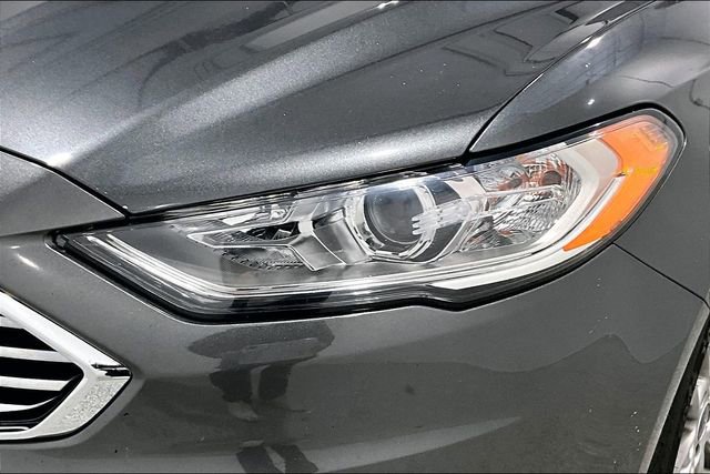 Used 2017 Ford Fusion S image 33