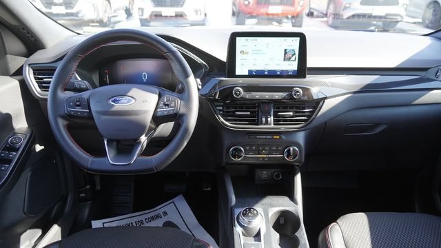Used 2025 Ford Escape ST-Line AWD/4WD image 15