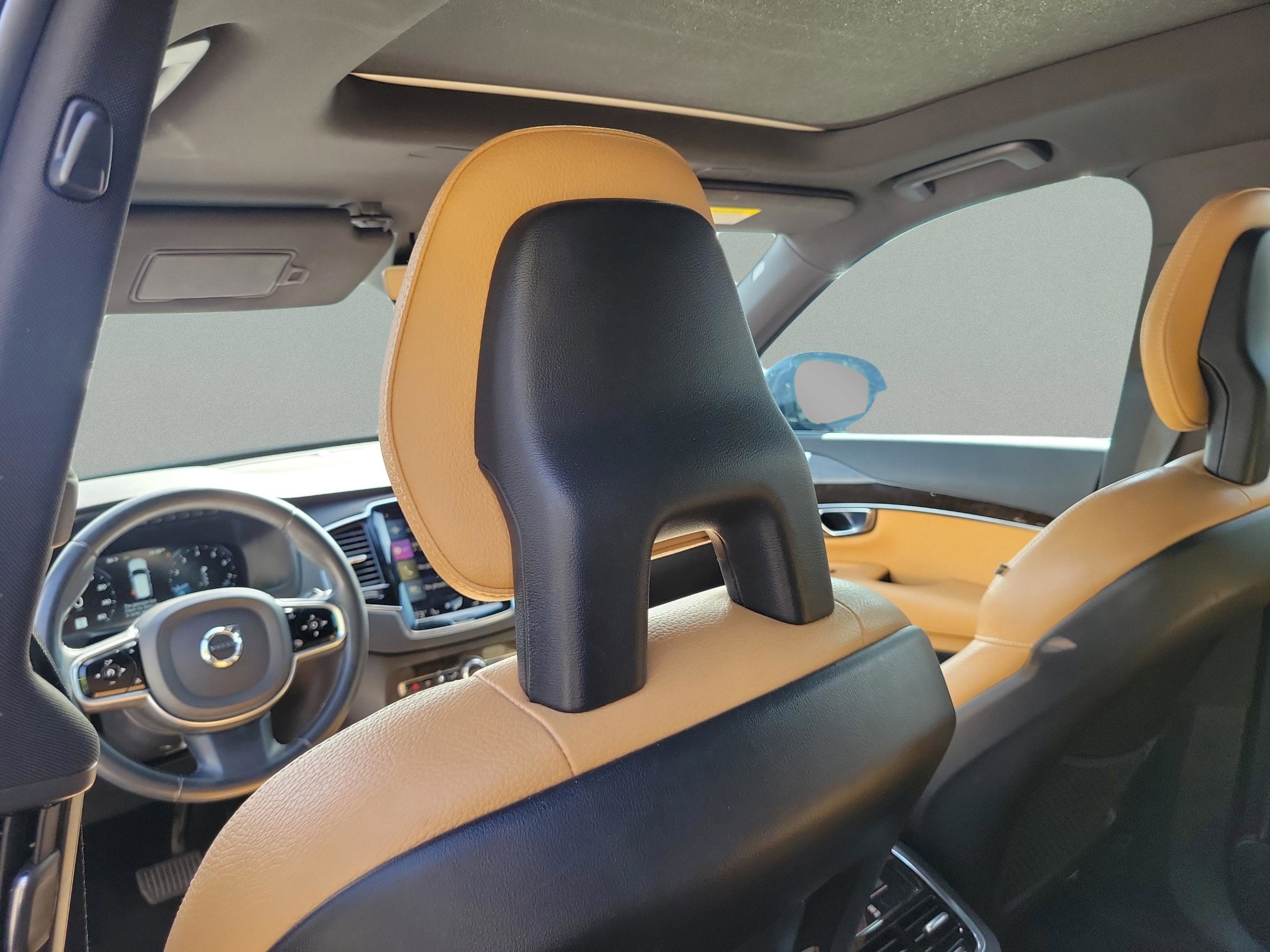 Used 2017 Volvo XC90 T6 Momentum w/ Vision Package image 30