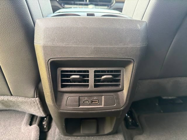 Used 2025 GMC Canyon Denali AWD/4WD image 14