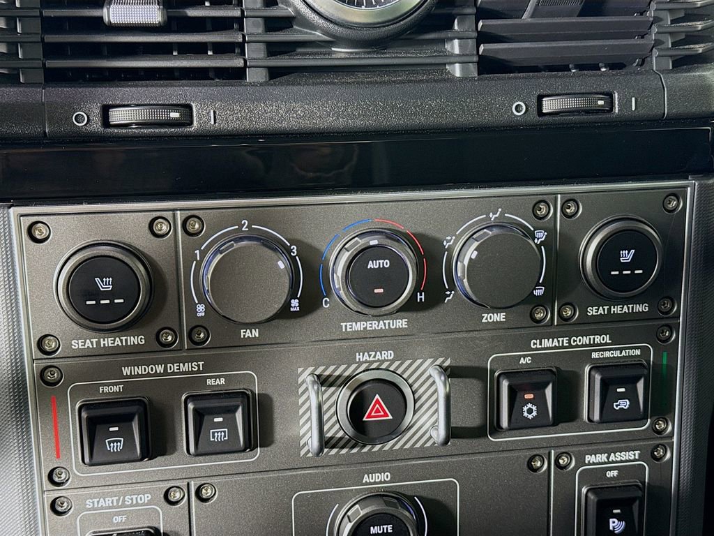 Used 2025 INEOS Grenadier Fieldmaster Edition image 15