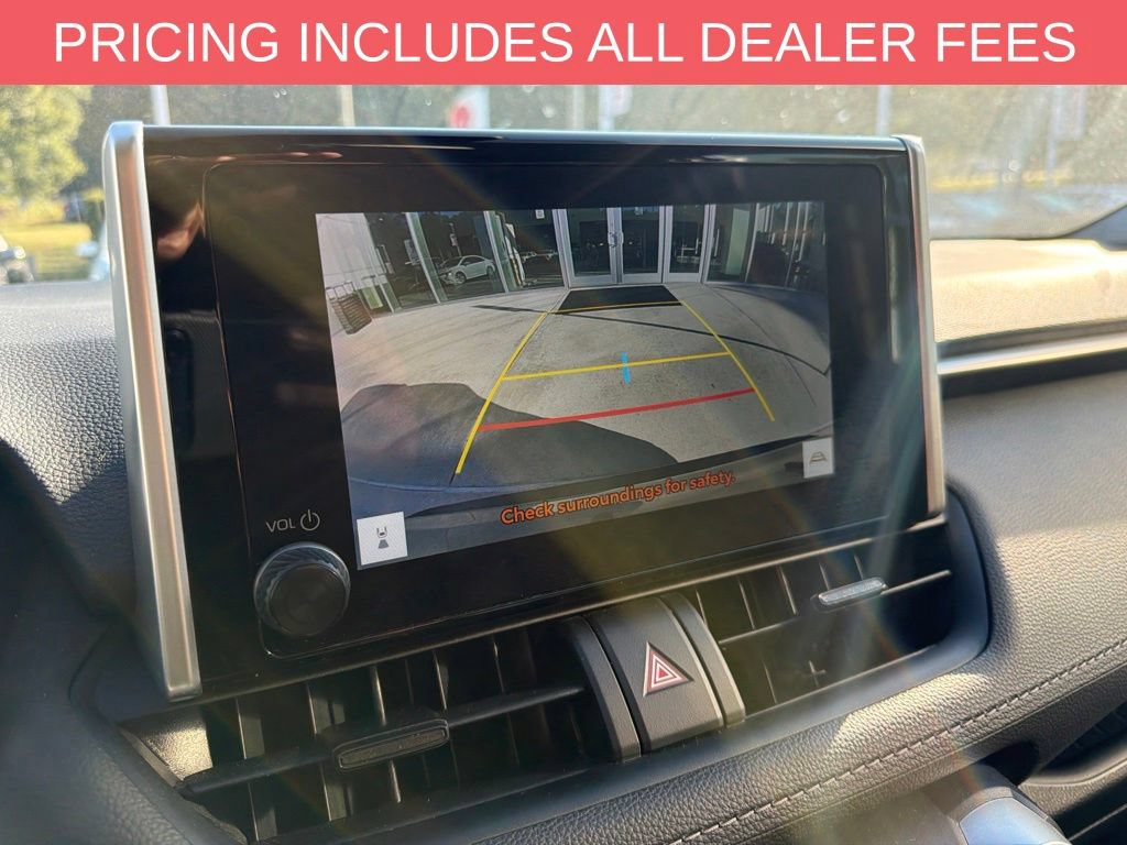 Used 2025 Toyota RAV4 LE AWD/4WD image 12
