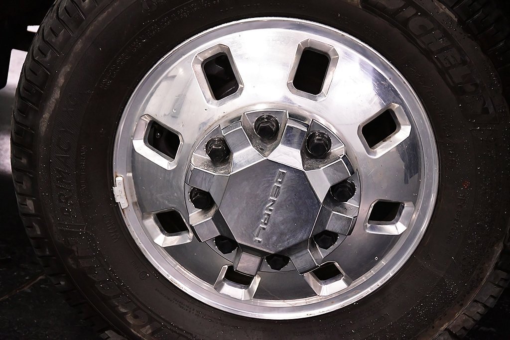 Used 2025 GMC Sierra 3500 Denali w/ Denali Reserve Package image 9