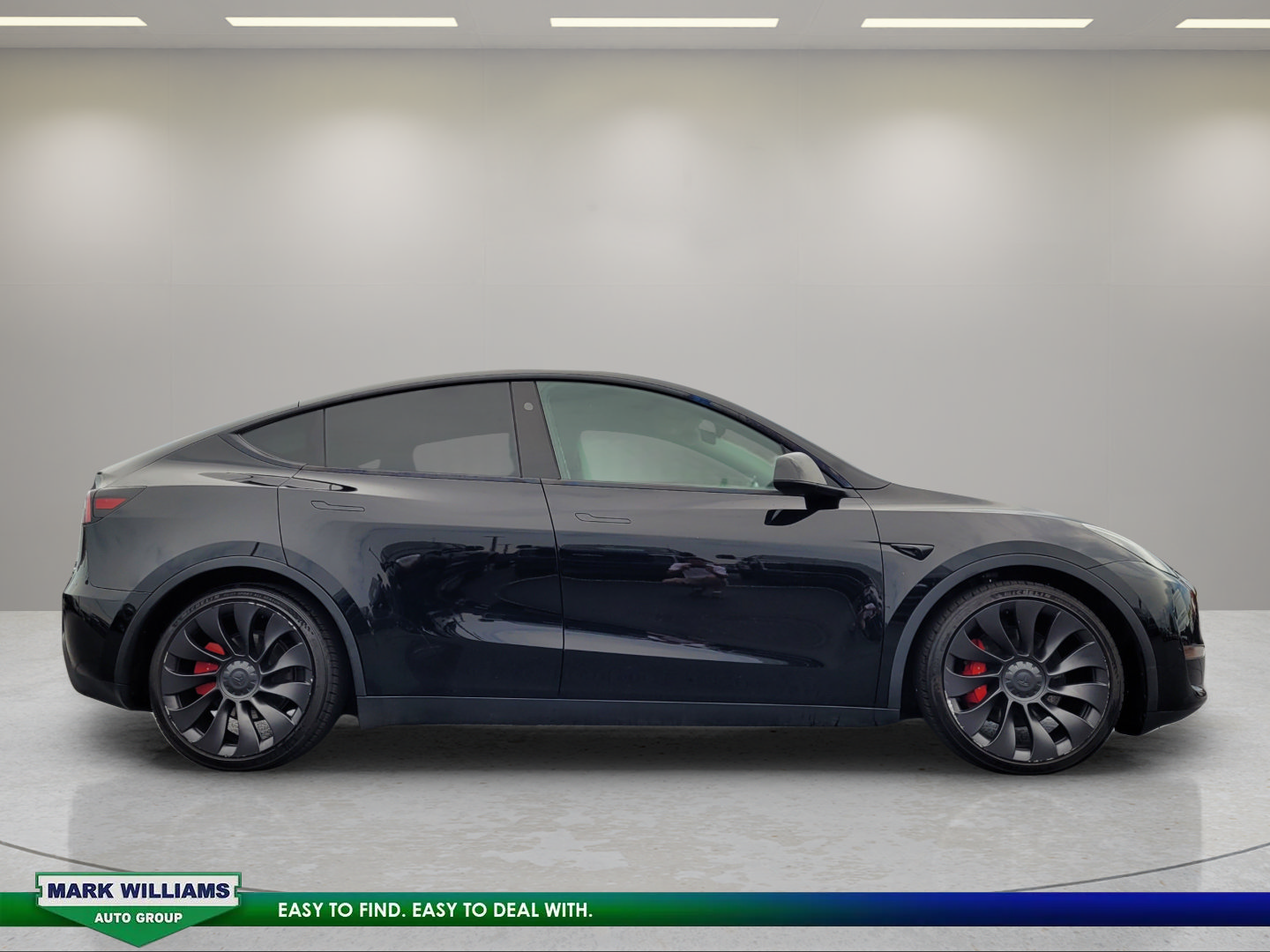 Used 2023 Tesla Model Y Performance AWD/4WD image 2