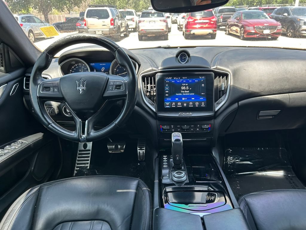 Used 2019 Maserati Ghibli RWD image 17