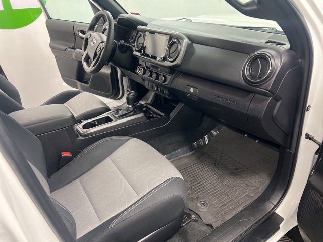 Used 2023 Toyota Tacoma TRD Sport image 17