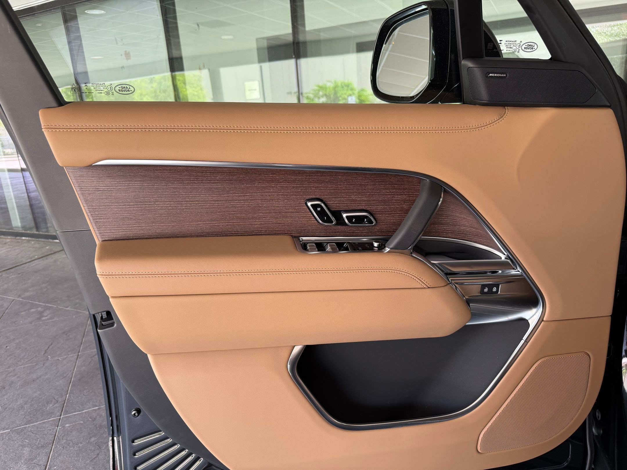 New 2026 Land Rover Range Rover SE AWD/4WD image 26